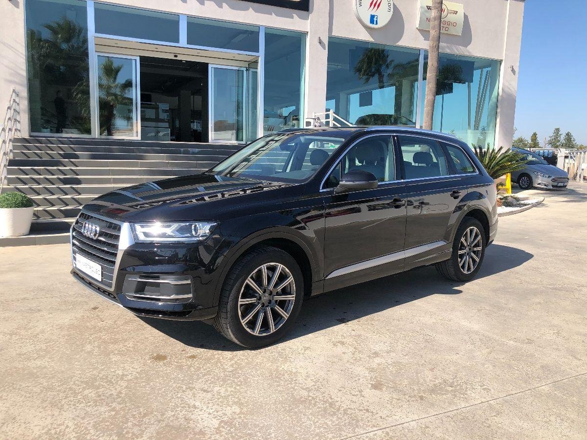 AUDI - Q7 - 3.0 TDI quattro tiptronic Business Plus 7 Posti