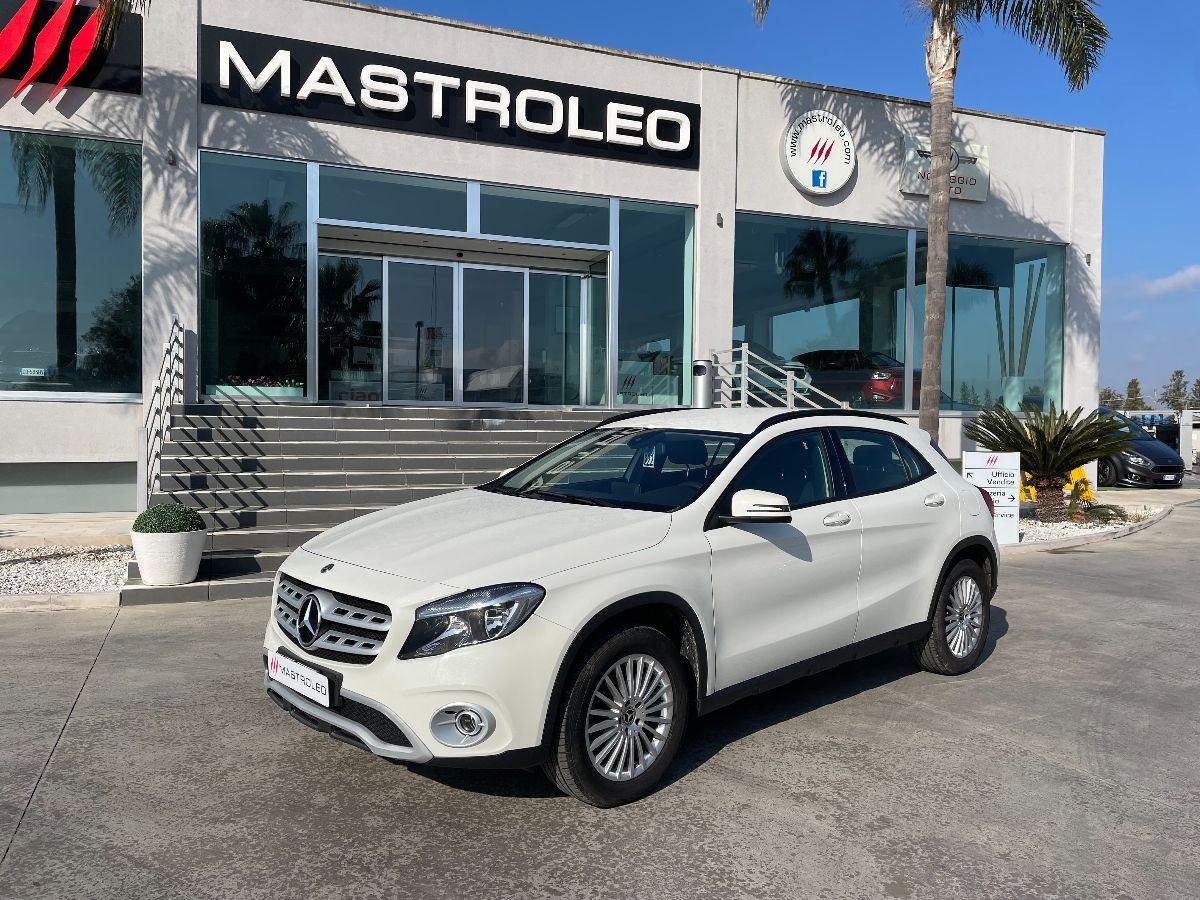 MERCEDES - Classe GLA - GLA 180 d Executive(SEDE DI MAGLIE)