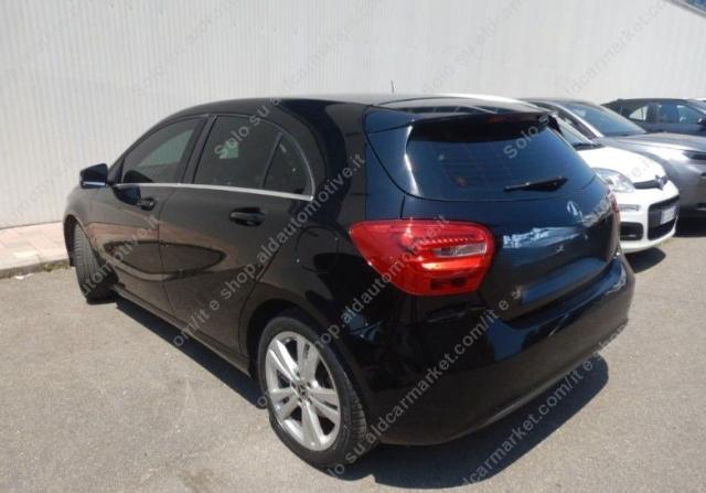 MERCEDES - Classe A - A 180 d Automatic Business