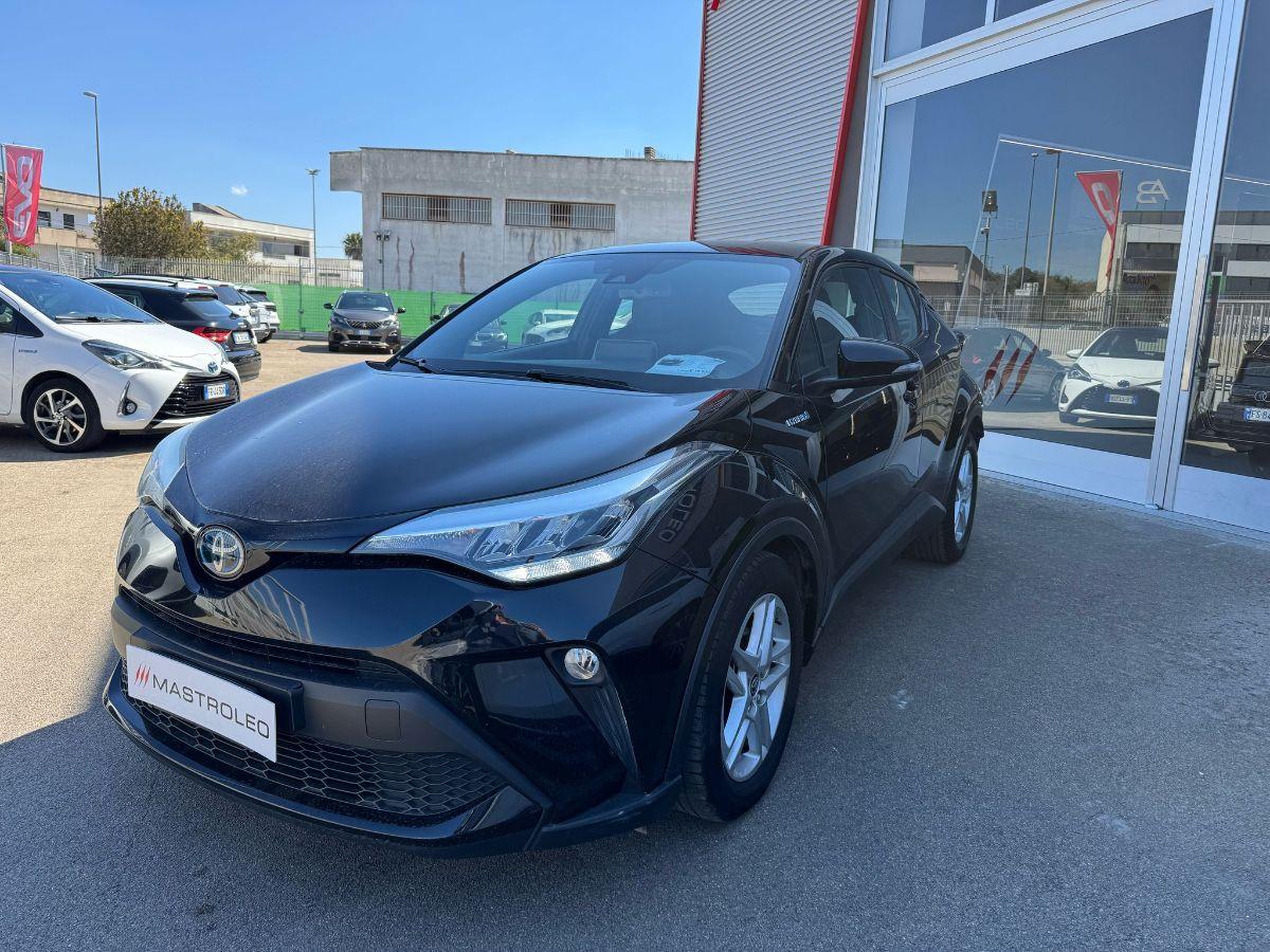 TOYOTA - C-HR 1.8 Hybrid E-CVT Business