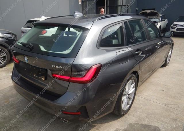 BMW - Serie 3 Touring - 318d 48V Touring Business Advantage Auto.