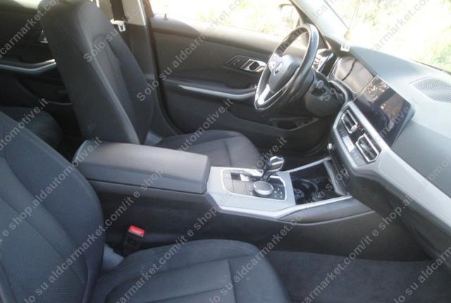 BMW - Serie 3 Touring - 318d 48V Touring Business Advantage