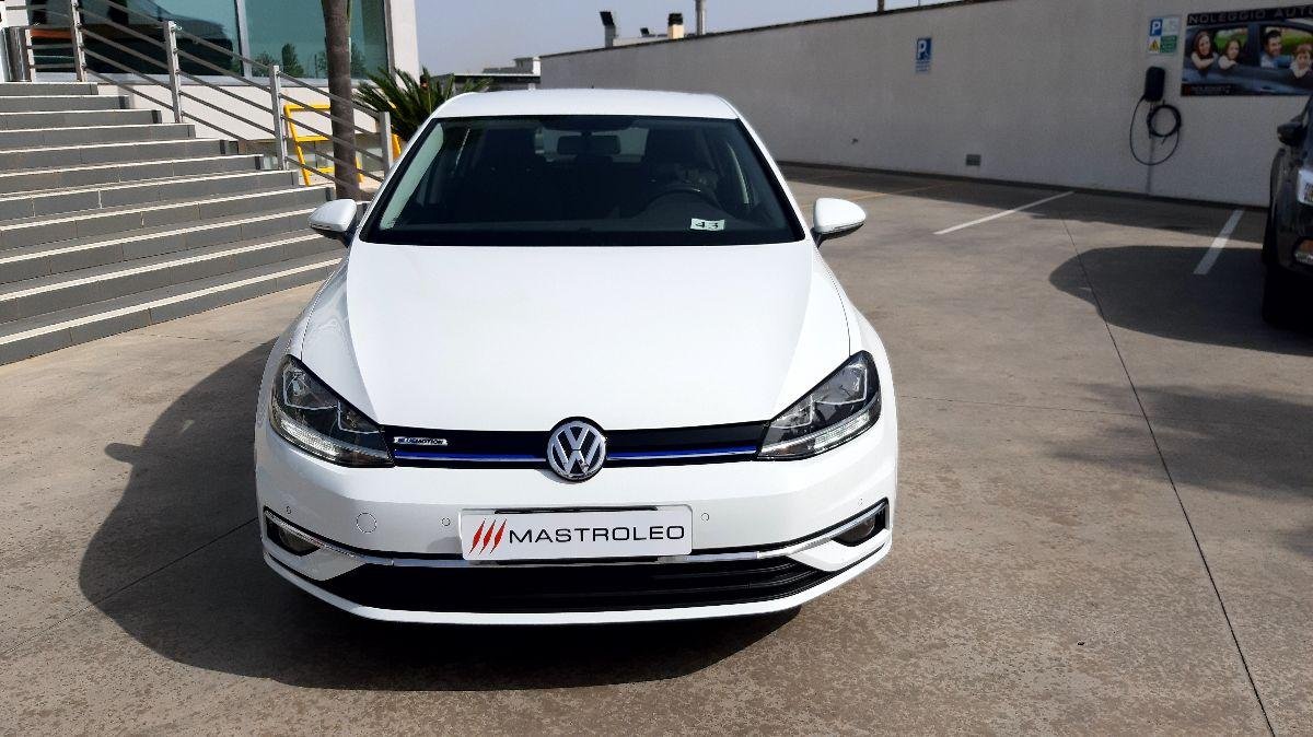 VOLKSWAGEN - Golf - 1.5 TGI 5p. Executive BMT