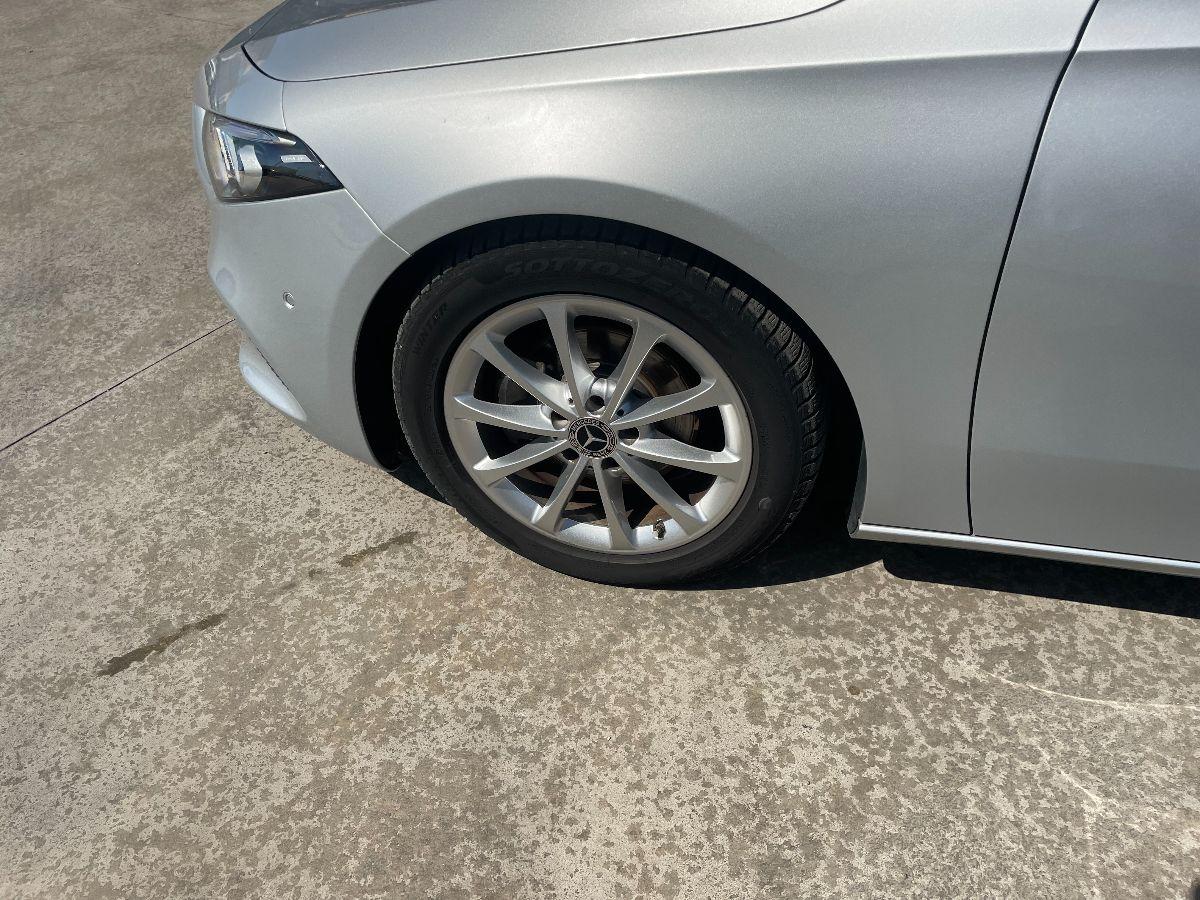 MERCEDES - Classe A - A 180 d Automatic Sport