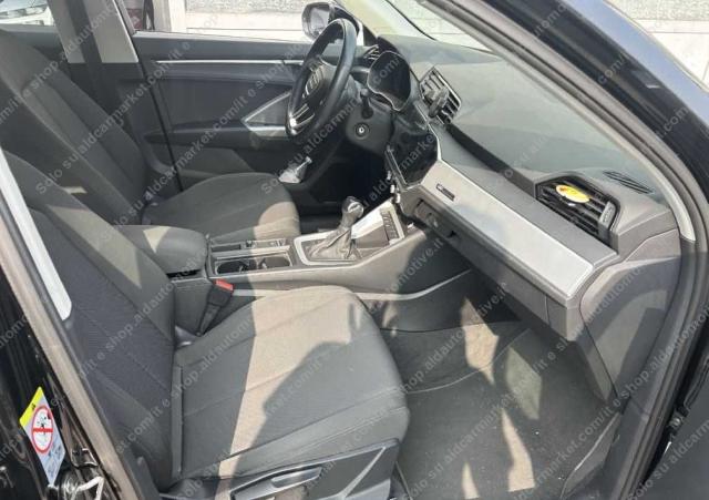 AUDI - Q3 - 35 TDI S tronic Business