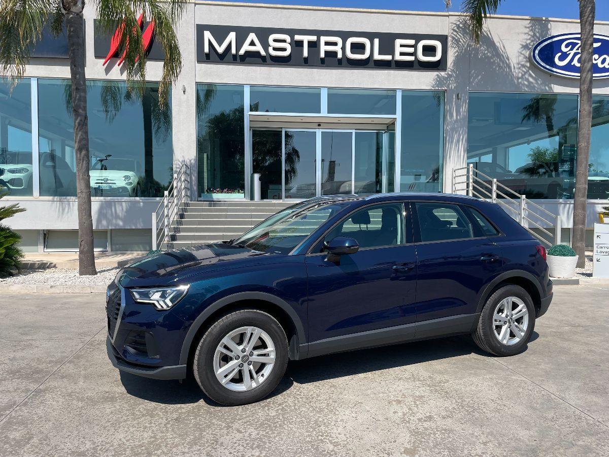 AUDI - Q3 - 40 TDI quattro S tronic Business