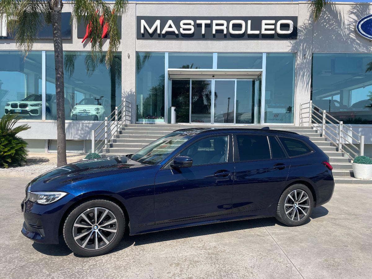 BMW - Serie 3 Touring 320d 48V Touring Business Advantage Auto