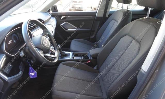 AUDI - Q3 - 35 TDI quattro S tronic Business