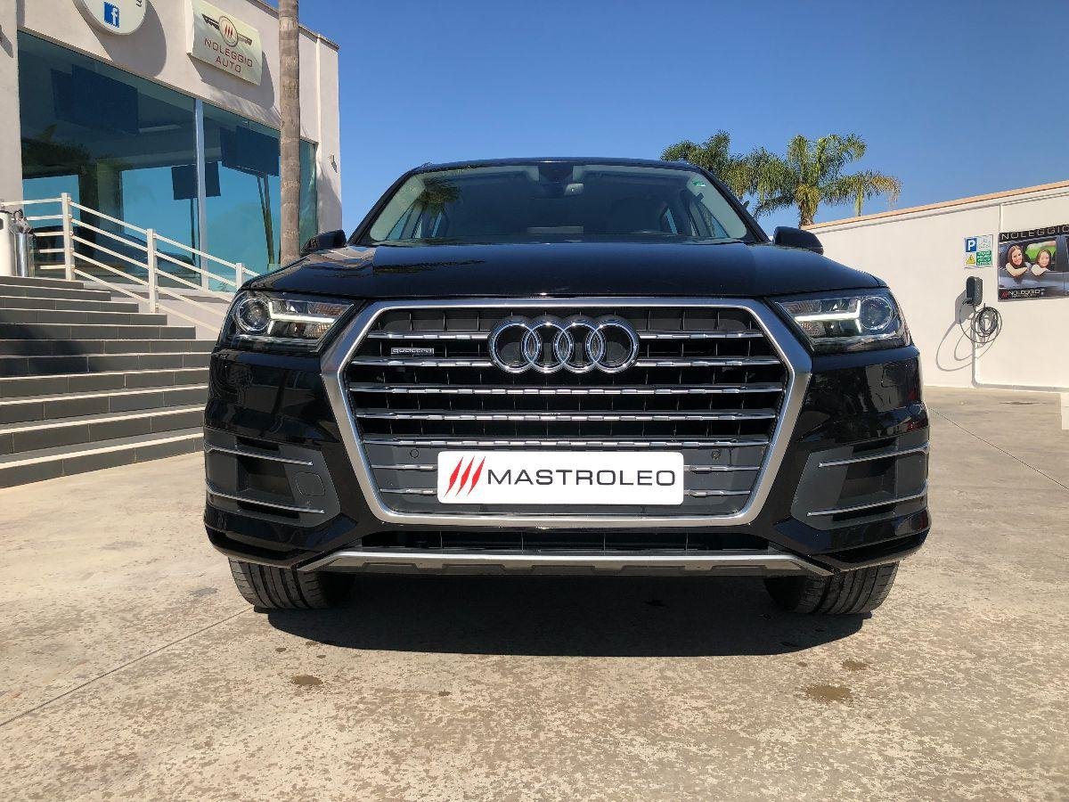 AUDI - Q7 - 3.0 TDI quattro tiptronic Business Plus 7 Posti