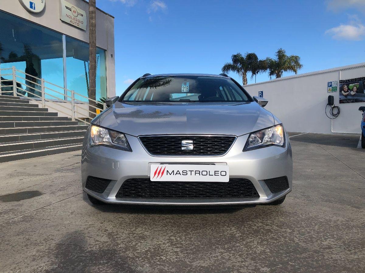 SEAT - Leon - 1.6 TDI 90 CV ST Reference