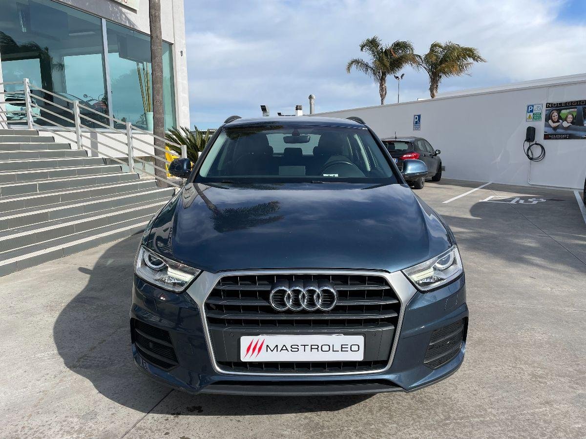 AUDI - Q3 - 2.0 TDI 120CV Business