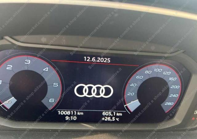 AUDI - Q3 - 35 TDI S tronic Business