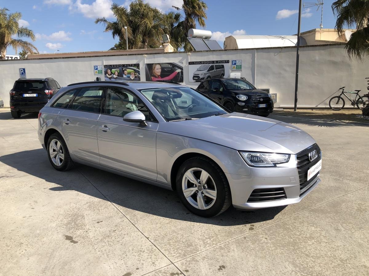 AUDI - A4 Avant Avant 2.0 tdi Business 122cv my16