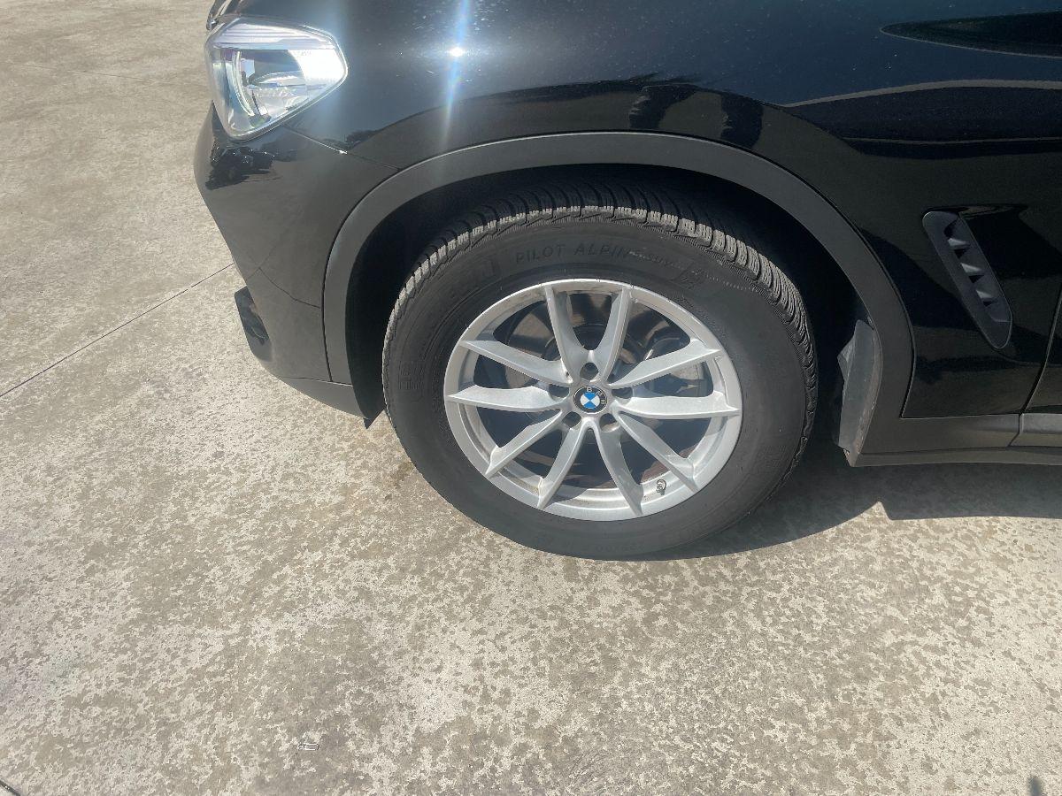 BMW - X4 - xDrive20d 48V Business Advantage
