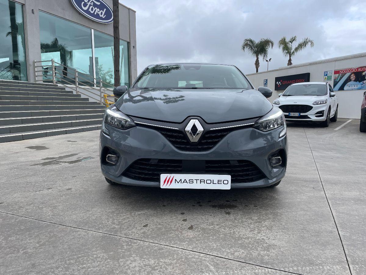 RENAULT - Clio - Hybrid E-Tech 140CV 5p. Init. Paris