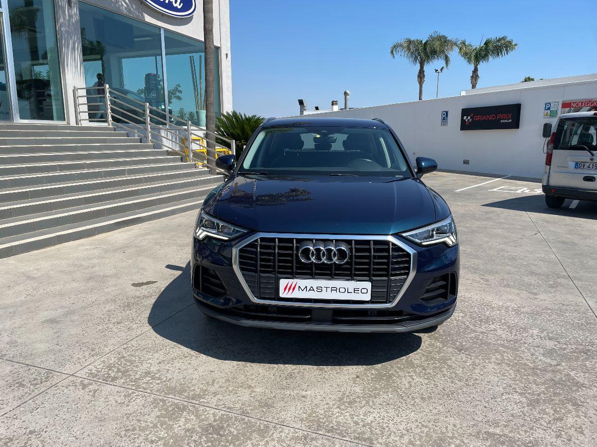 AUDI - Q3 - 40 TDI quattro S tronic Business