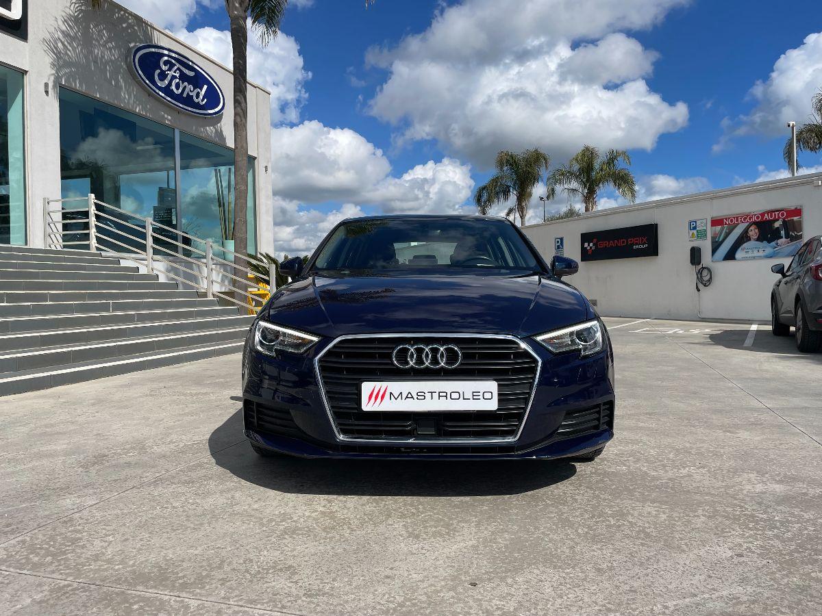 AUDI - A3 Sportback 35 TDI S Tronic Business