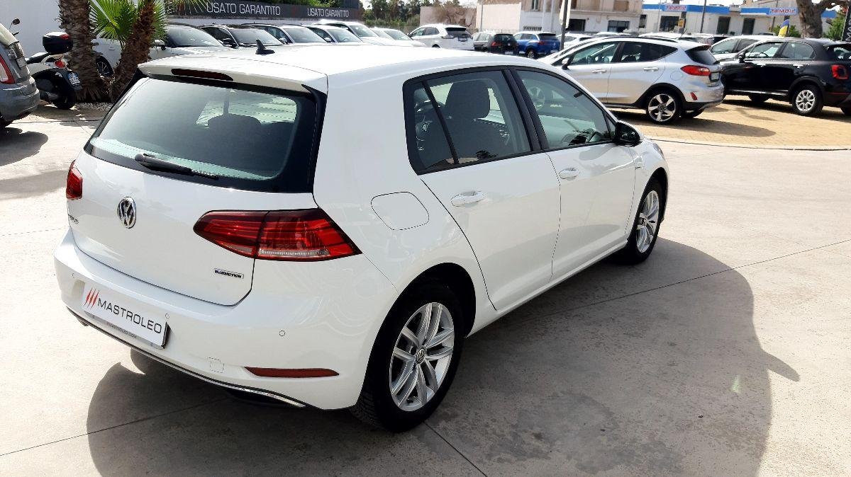 VOLKSWAGEN - Golf - 1.5 TGI 5p. Executive BMT