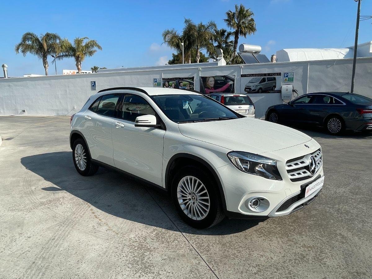 MERCEDES - Classe GLA - GLA 180 d Executive(SEDE DI MAGLIE)