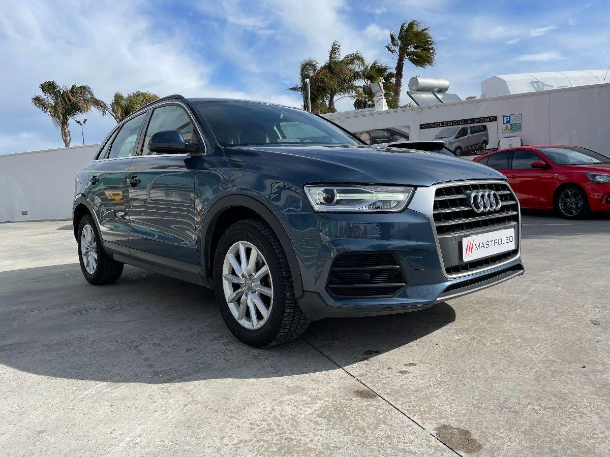 AUDI - Q3 - 2.0 TDI 120CV Business