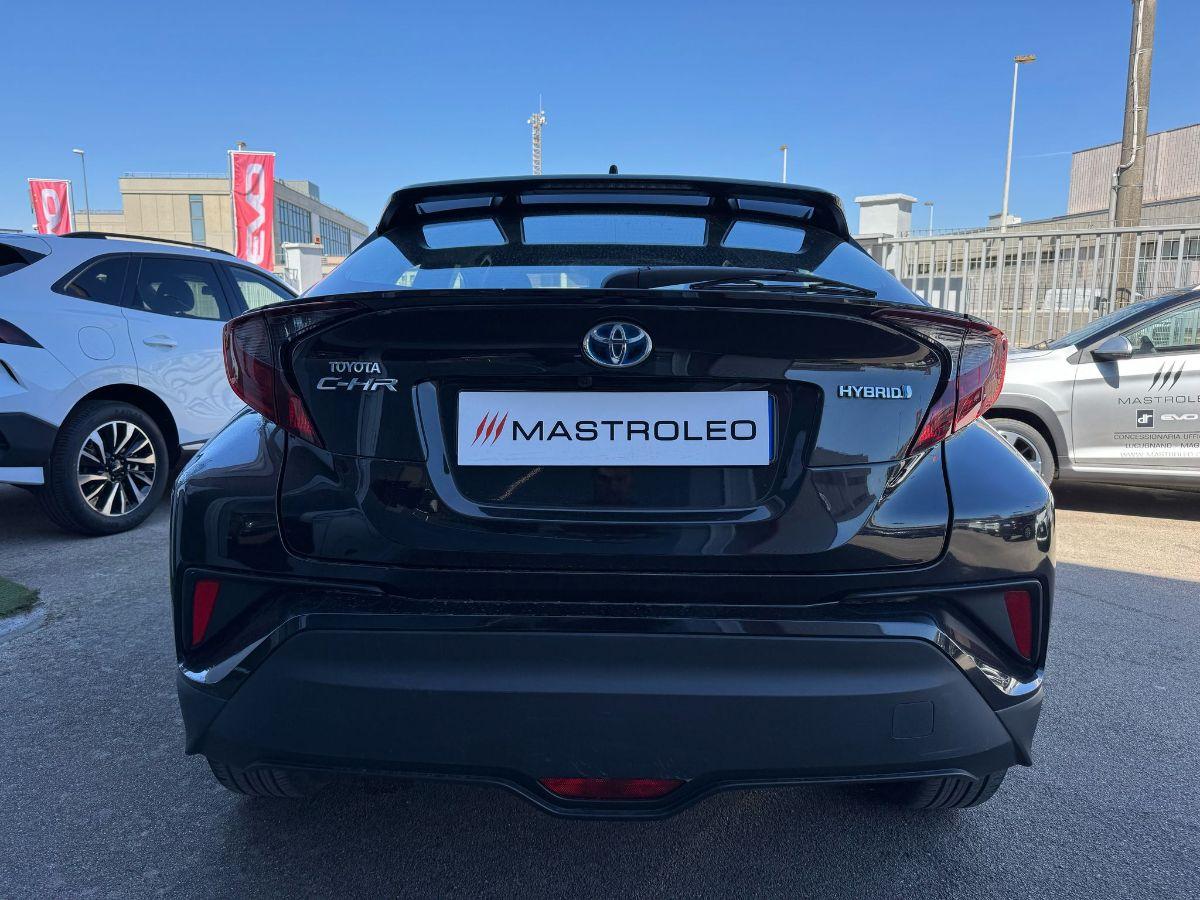 TOYOTA - C-HR 1.8 Hybrid E-CVT Business