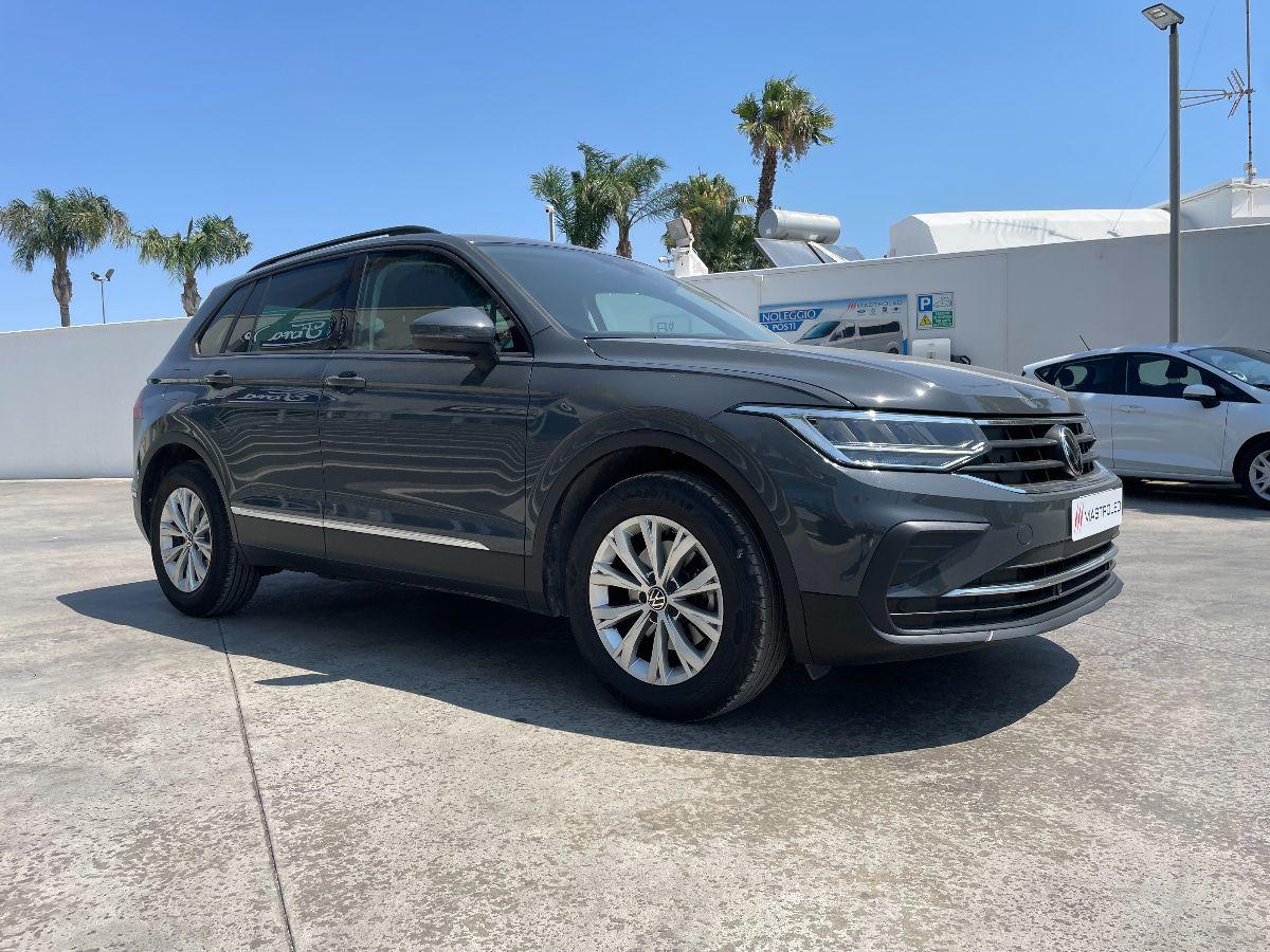 VOLKSWAGEN - Tiguan - 2.0 TDI 150CV SCR DSG Life