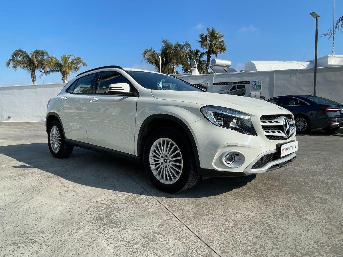 MERCEDES - Classe GLA - GLA 180 d Executive(SEDE DI MAGLIE)