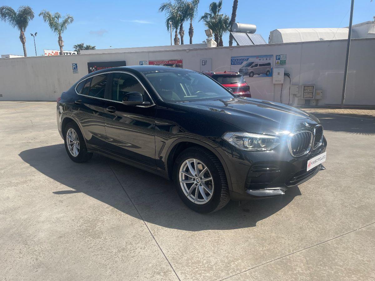 BMW - X4 - xDrive20d 48V Business Advantage