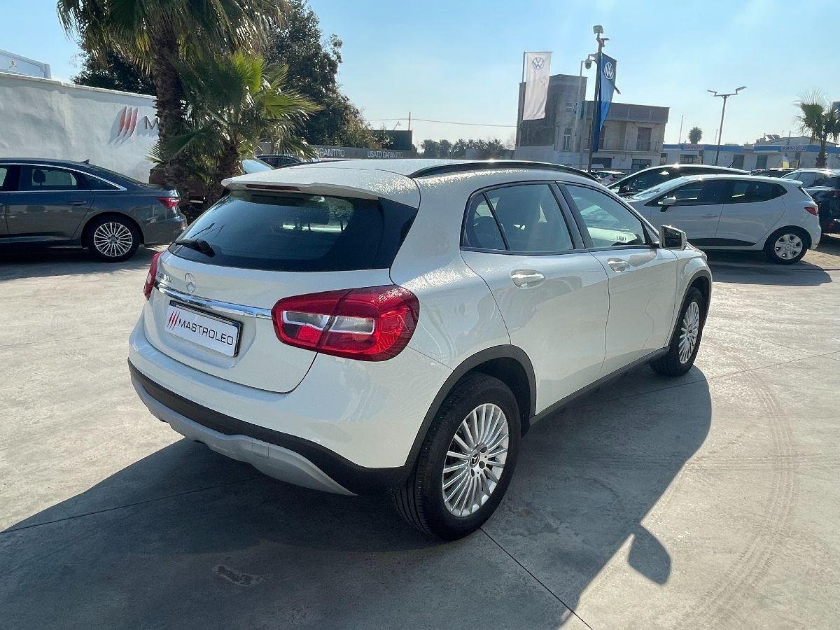 MERCEDES - Classe GLA - GLA 180 d Executive(SEDE DI MAGLIE)