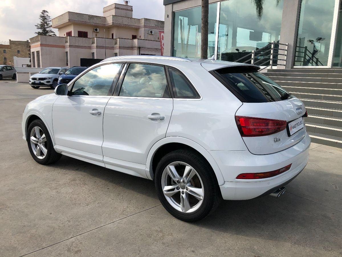 AUDI - Q3 - 2.0 TDI 150 CV Sport