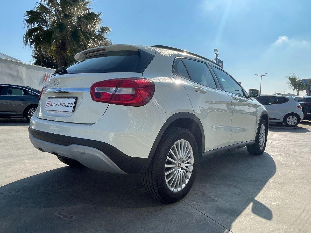 MERCEDES - Classe GLA - GLA 180 d Executive(SEDE DI MAGLIE)