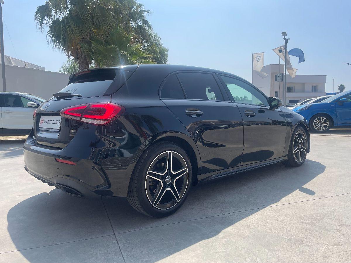 MERCEDES - Classe A - A 180 d Automatic Premium