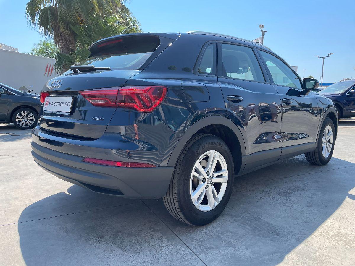 AUDI - Q3 - 40 TDI quattro S tronic Business
