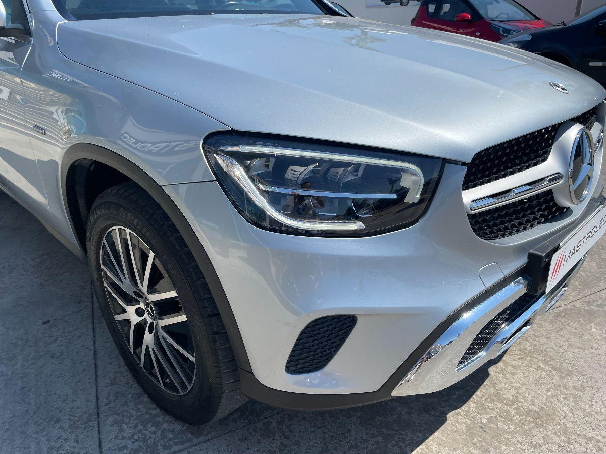 MERCEDES - GLC - 300 de 4Matic EQ-Power Business