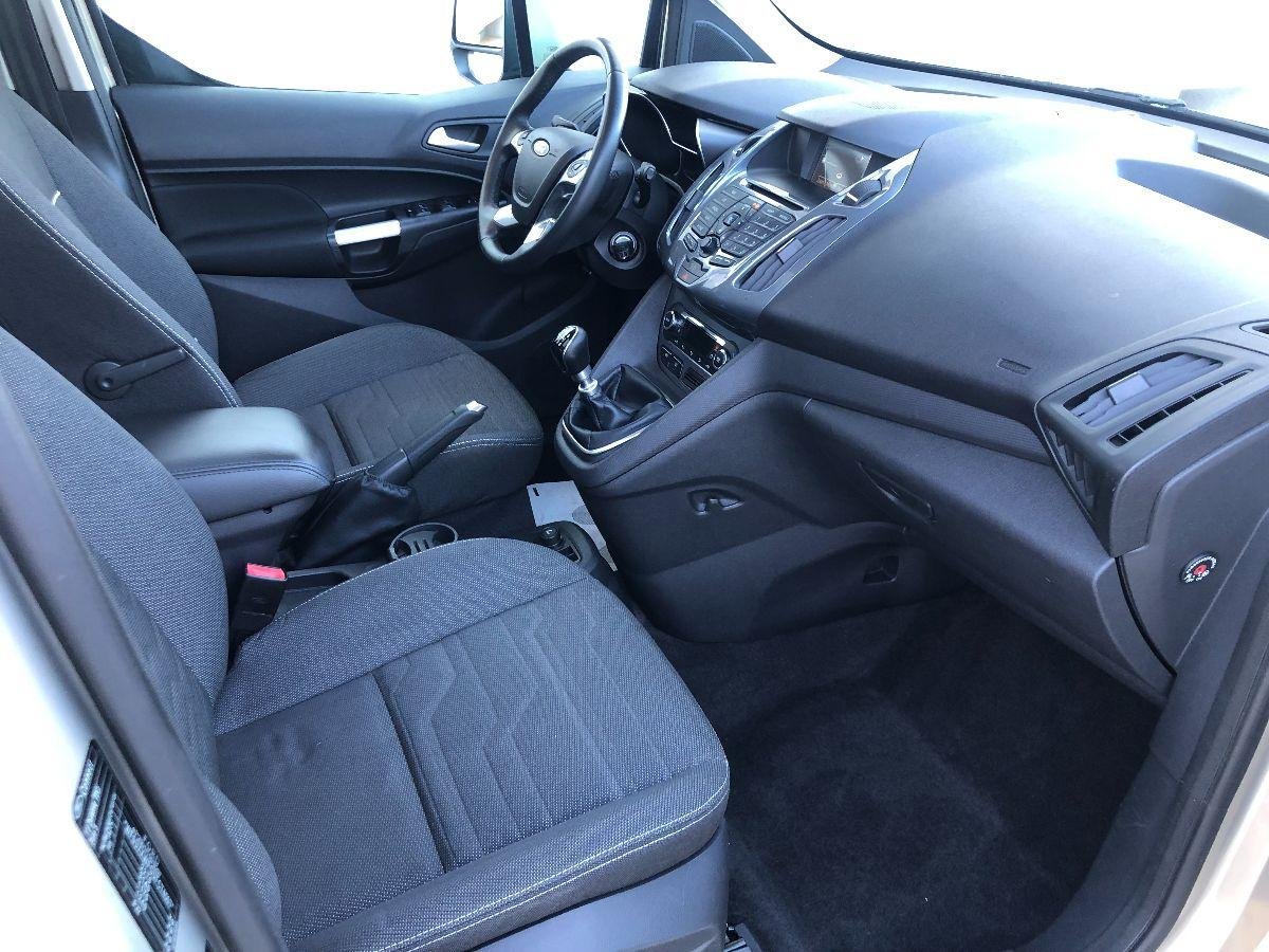 FORD TOURNEO CONNECT II 230 120 CV TITANIUM