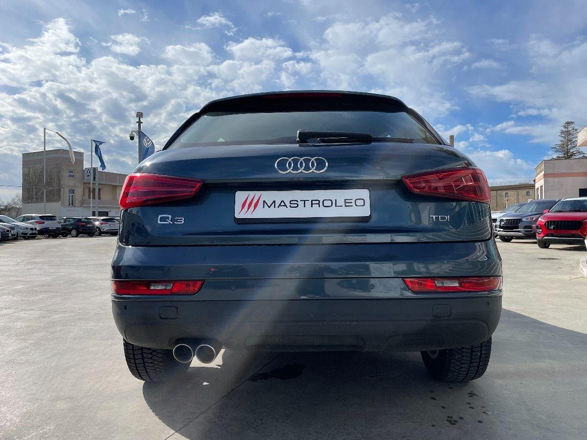 AUDI - Q3 - 2.0 TDI 120CV Business