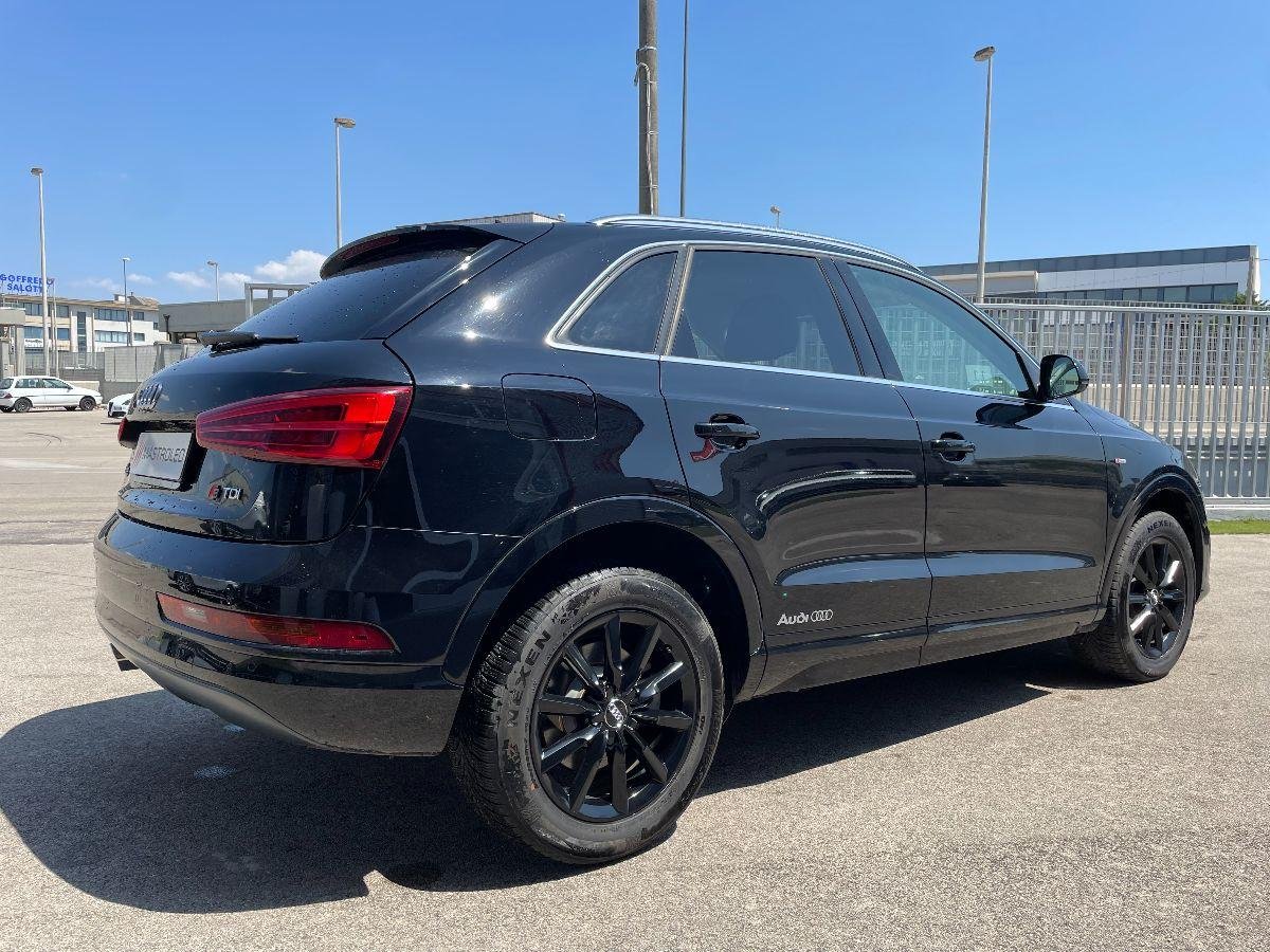 AUDI - Q3 - 2.0 TDI 150CV S tronic Business(SEDE DI MAGLIE)