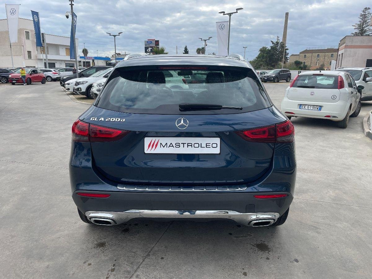 MERCEDES - Classe GLA - 200 d Automatic Sport Plus