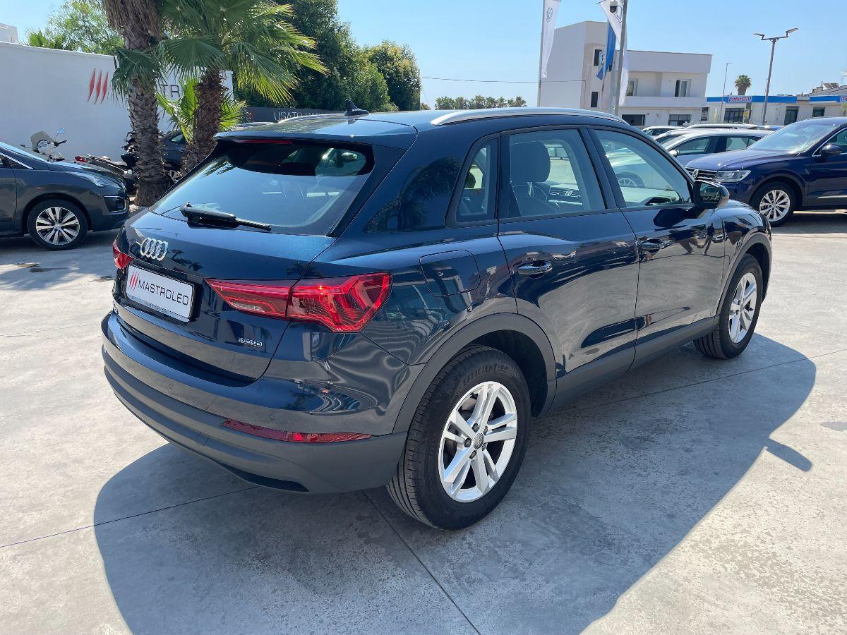 AUDI - Q3 - 40 TDI quattro S tronic Business