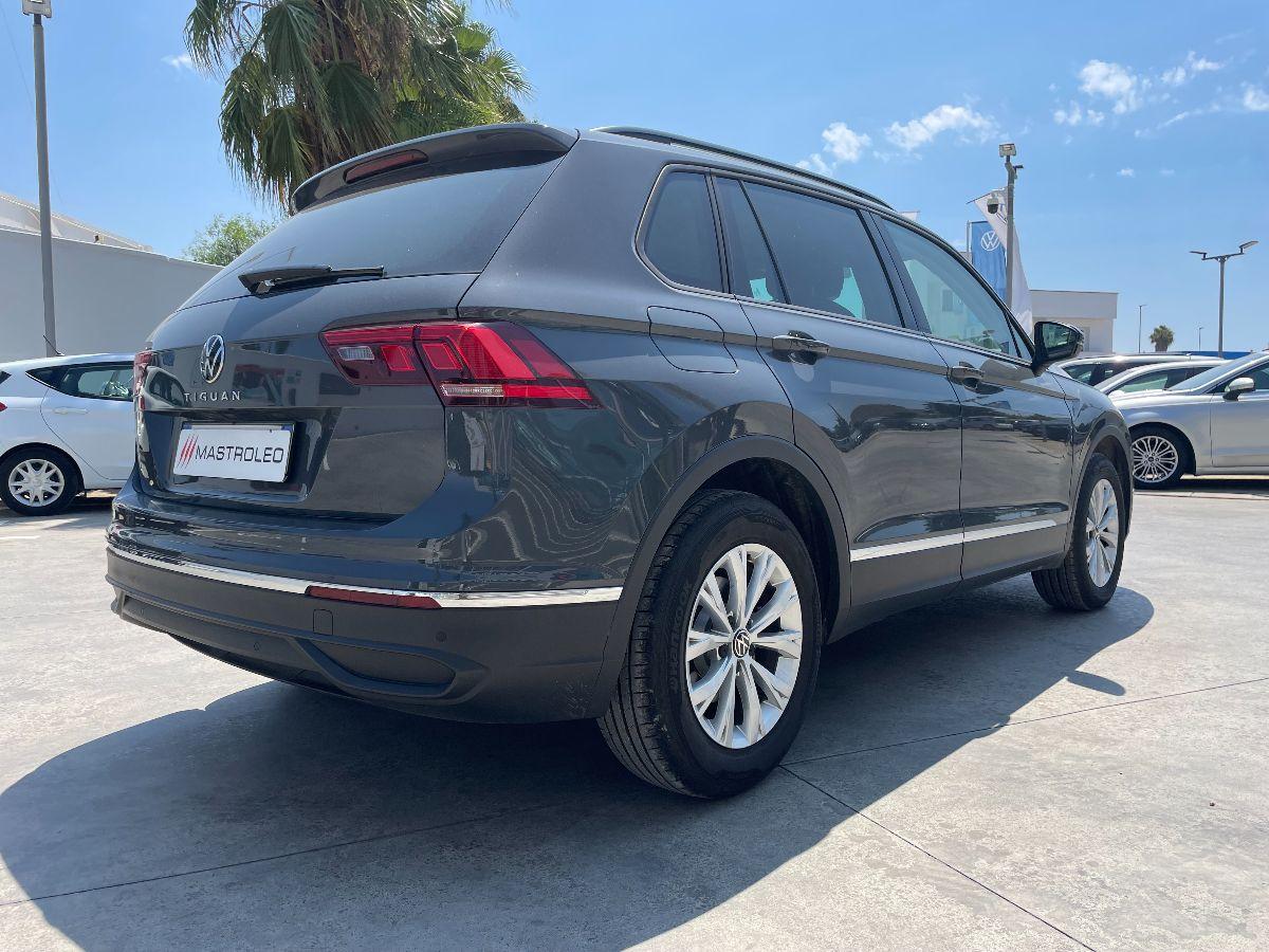 VOLKSWAGEN - Tiguan - 2.0 TDI 150CV SCR DSG Life
