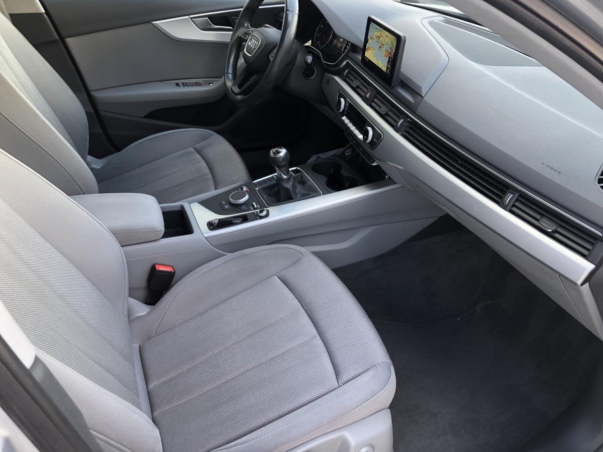 AUDI - A4 Avant Avant 2.0 tdi Business 122cv my16