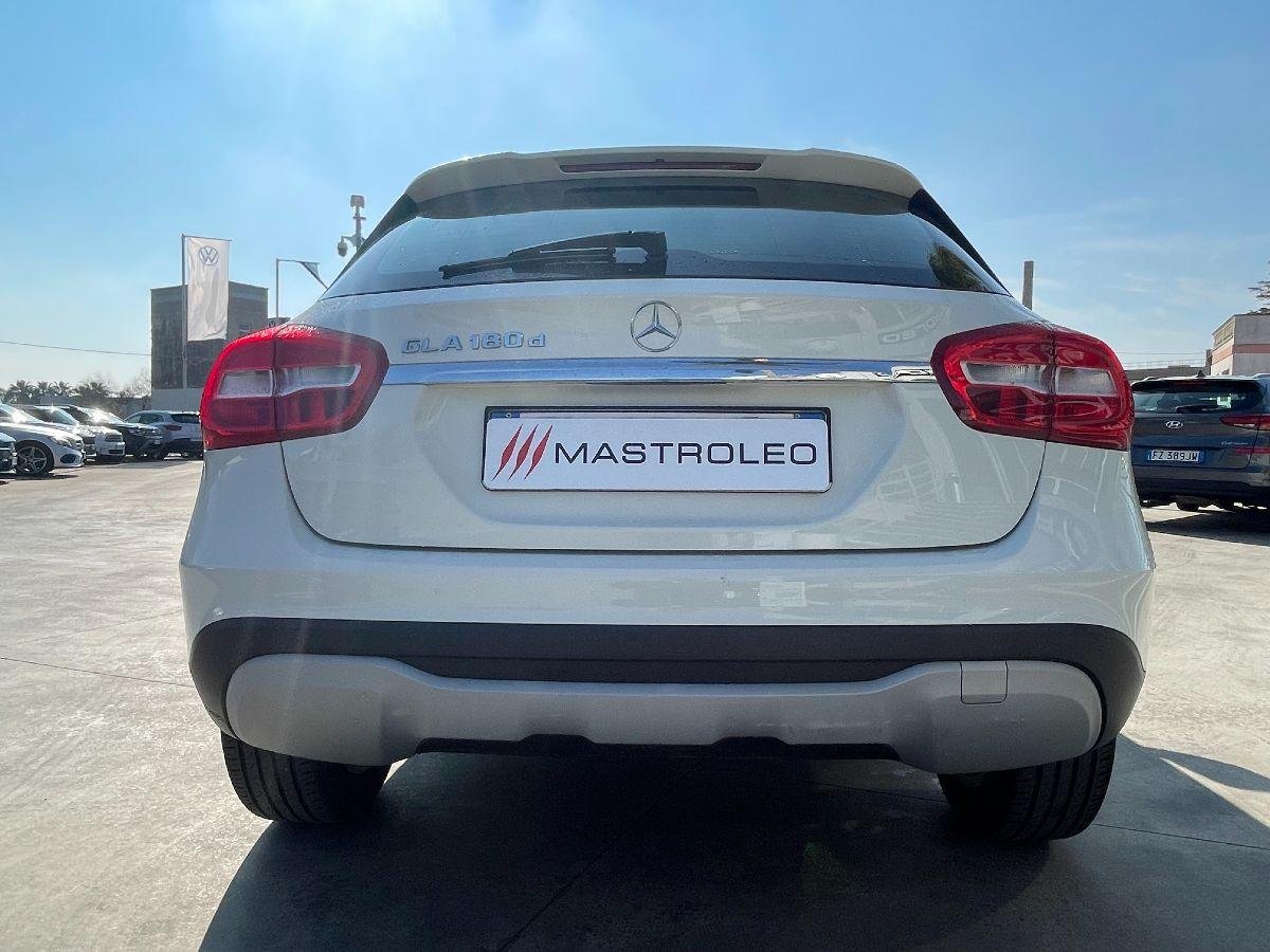MERCEDES - Classe GLA - GLA 180 d Executive(SEDE DI MAGLIE)