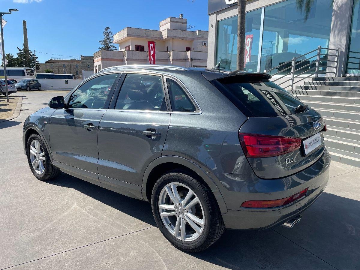 AUDI - Q3 - 2.0 TDI 150 CV Sport