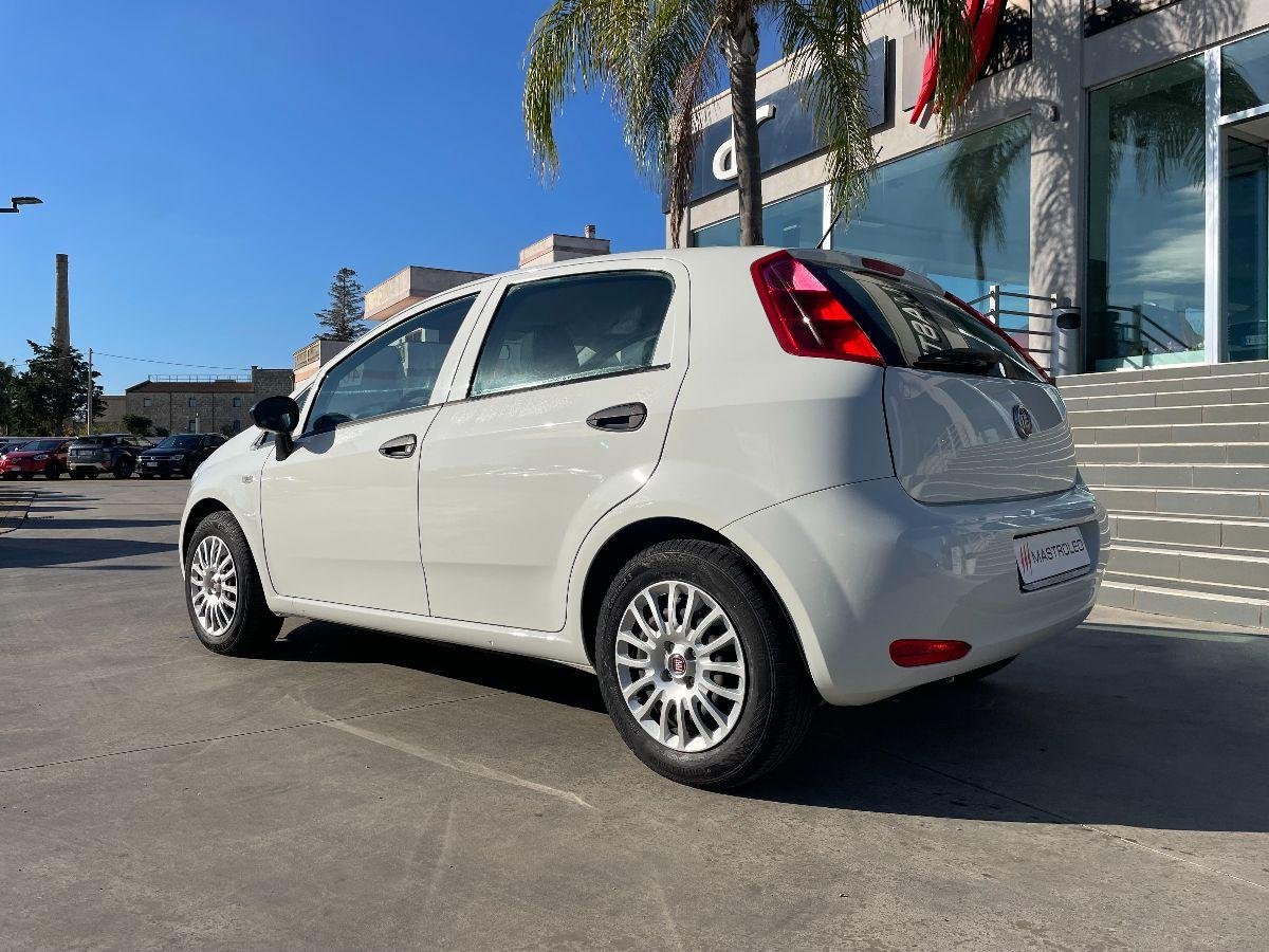 FIAT - Punto - 1.3 MJT II S&S 95 CV 5p. Street