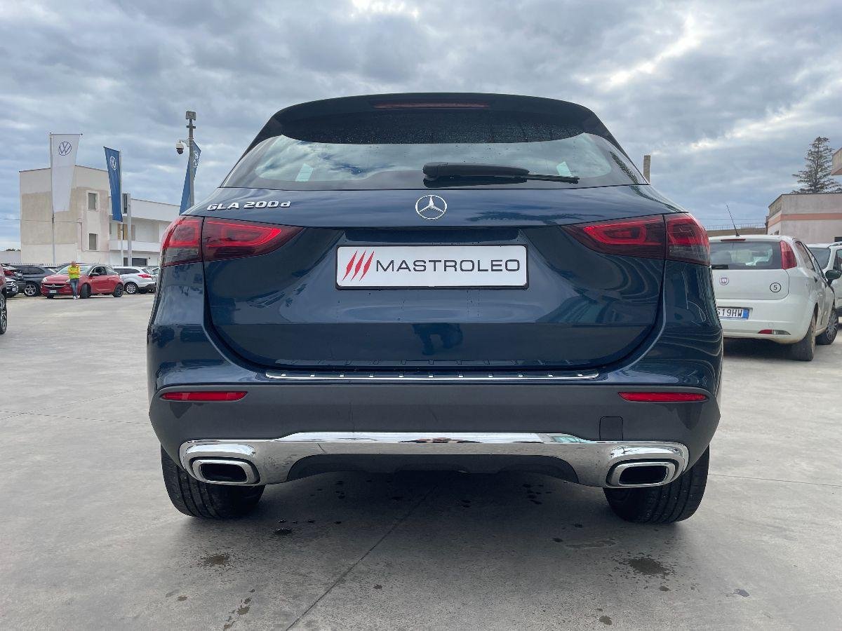 MERCEDES - Classe GLA - 200 d Automatic Sport Plus