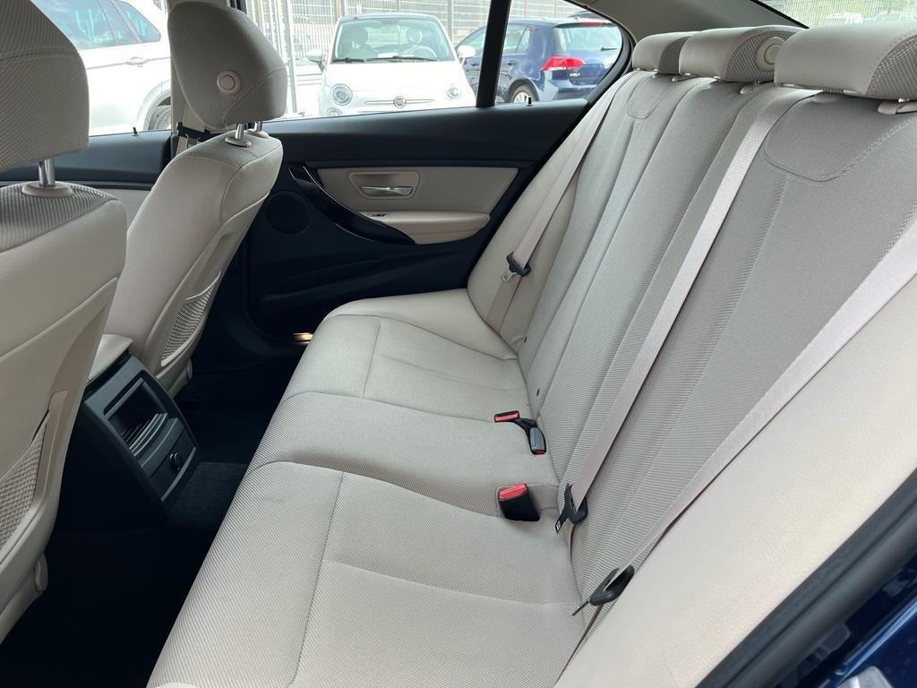 BMW - Serie 3 - 316d Business Advantage aut.