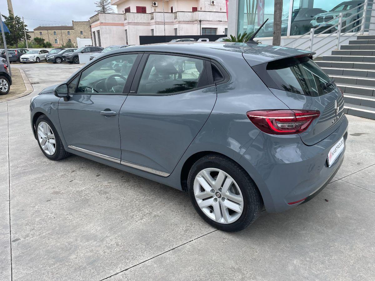 RENAULT - Clio - Hybrid E-Tech 140CV 5p. Init. Paris