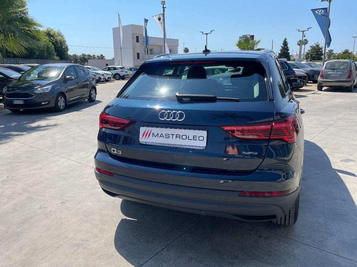 AUDI - Q3 - 40 TDI quattro S tronic Business