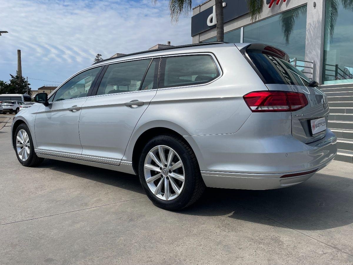 VOLKSWAGEN - Passat Variant - 2.0 TDI Business BMT