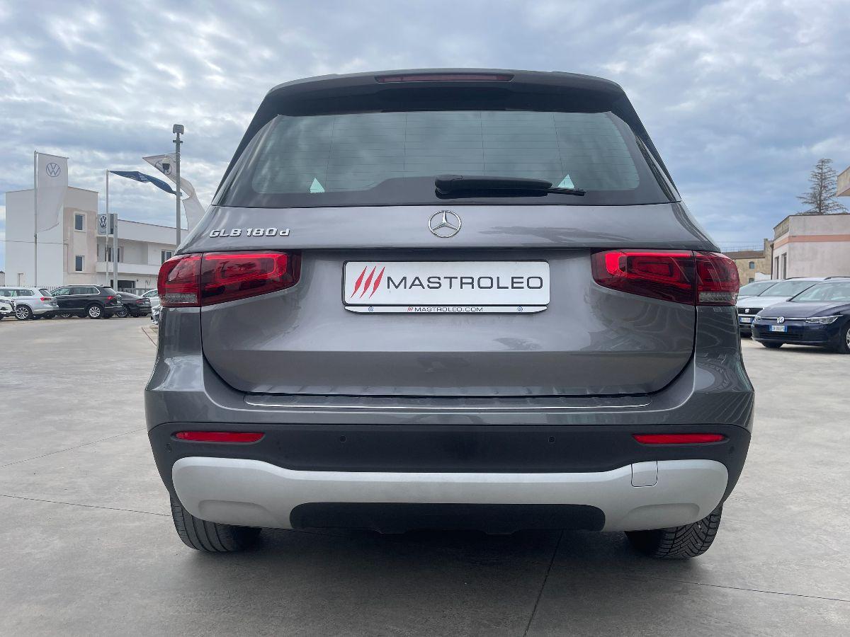 MERCEDES - GLB 180 d Automatic Business 7Posti